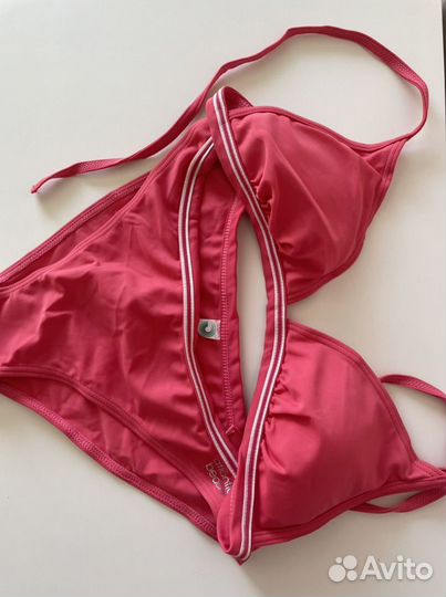 Купальники для девочки р40,42,44