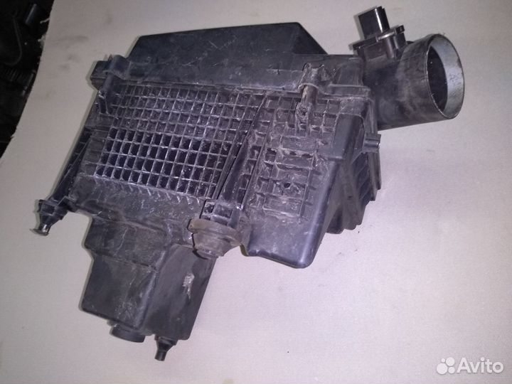 Корпус воздушного фильтра Freelander 2 2007-14