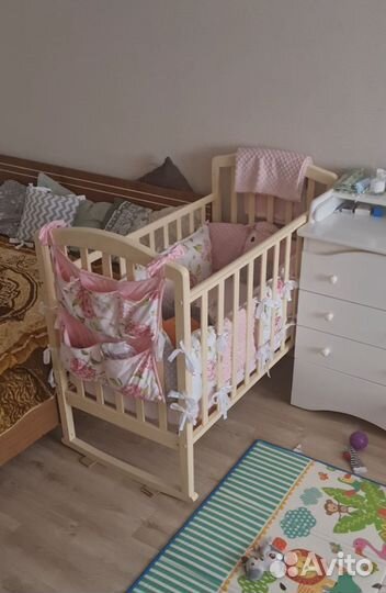 Детская кроватка