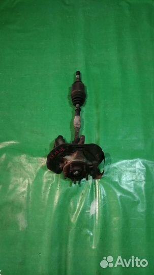 Цапфа перед левая с полуосью Mazda3 Bk 2003-2009