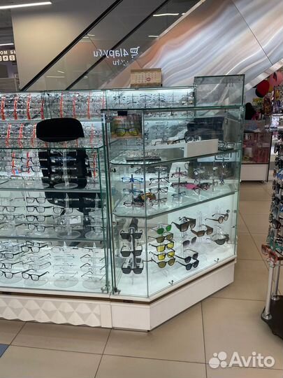 Продам готовый бизнес магазин оптики