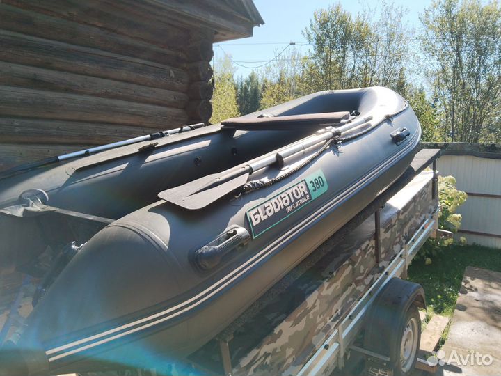 Продам комплект лодка +мотор