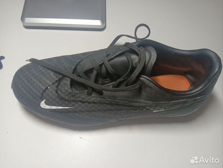 Футбольны бутсы Nike Phantom