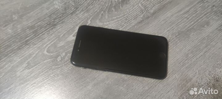 iPhone 7, 32 ГБ