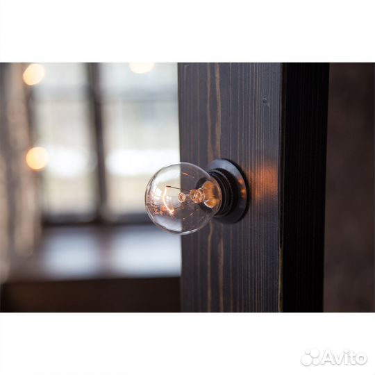 Зеркало с лампочками напольное