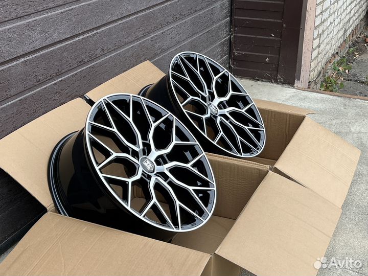 Диски R19 Vossen HF2 8,5J 5-114,3 B-P