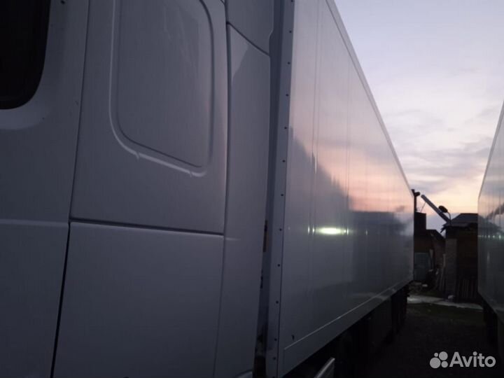 Полуприцеп рефрижератор Schmitz Cargobull SKO 24, 2008