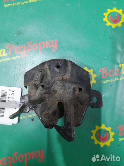 Замок капота Hyundai Trajet 2.0