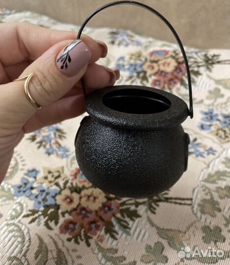 Набор (миниатюрные котелочек, метла и шляпка)