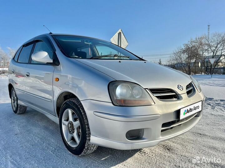 Nissan Tino 2.0 CVT, 2001, 250 000 км