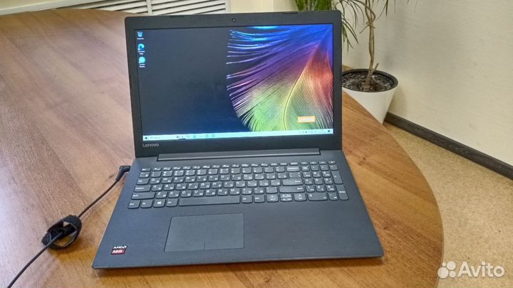 Ноутбук Lenovo ideapad 320-15AST