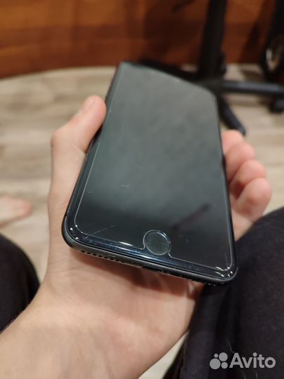 iPhone 8 Plus, 64 ГБ