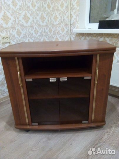 Тумба под тв