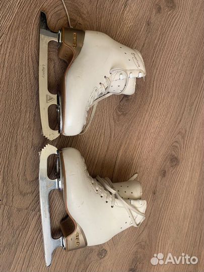 Коньки фигурные детские профессиональные