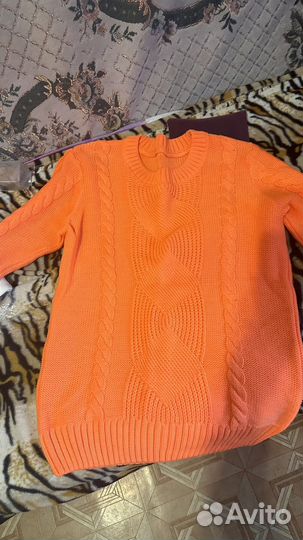 Свитер женский 44