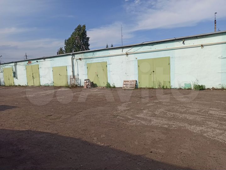 Гараж, > 30 м²