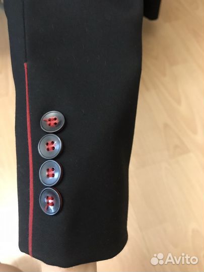 Костюм школьный