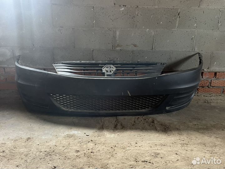 Бампер на renault logan 1