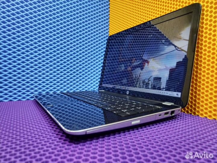 Изящный ноутбук HP 4ядра/4gb/1000gb