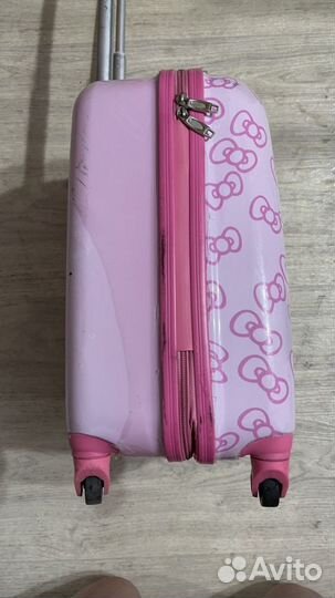Детский чемодан hello kitty на колесиках