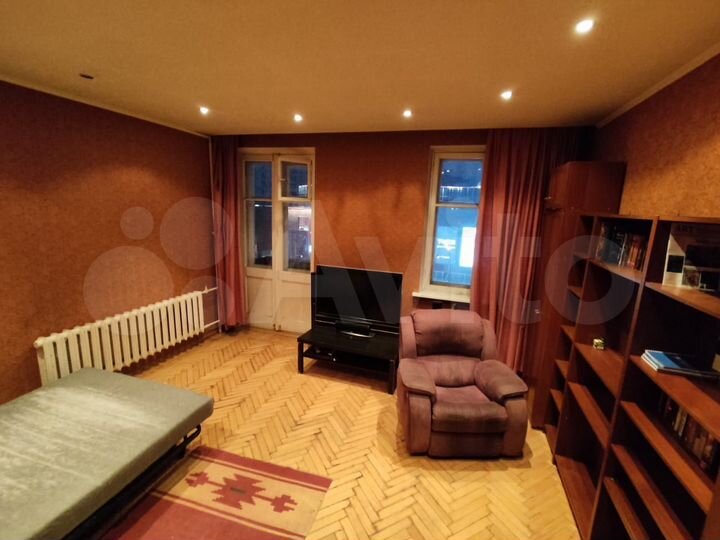 3-к. квартира, 86 м², 5/5 эт.