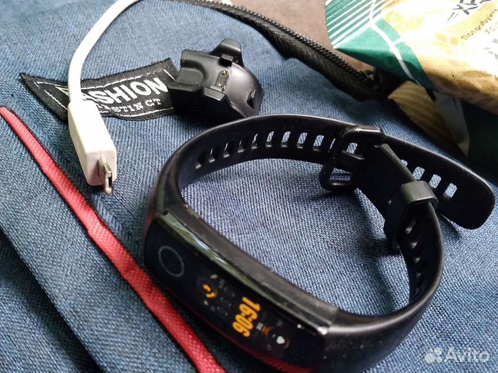 Смартчасы Honor Bend 5