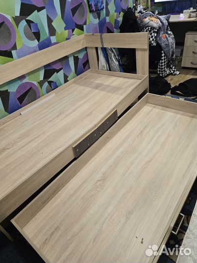 Детская двухярусная выдвижная кровать