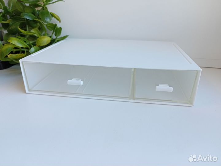 Пластиковый бокс для косметики и мелочей