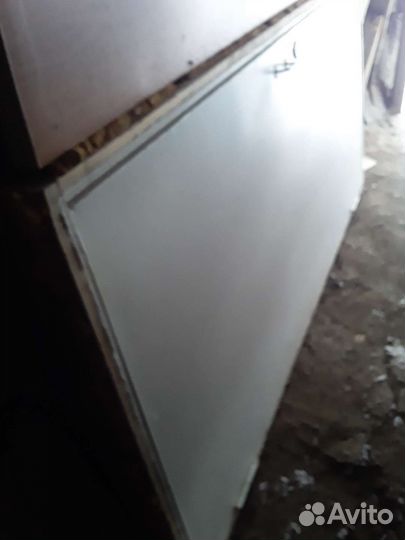 Дверь входная деревянная с коробкой