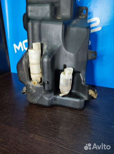 Бачок омывателя лобового стекла Cadillac CTS 2