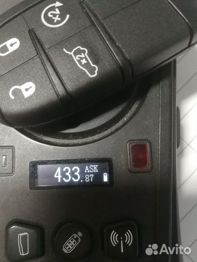 Смарт ключ Jeep Джип Чироки M3N-40821302 2014+