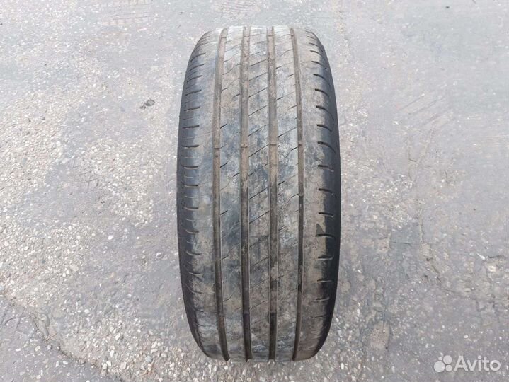 Goodyear EfficientGrip Performance 2 215/55 R16
