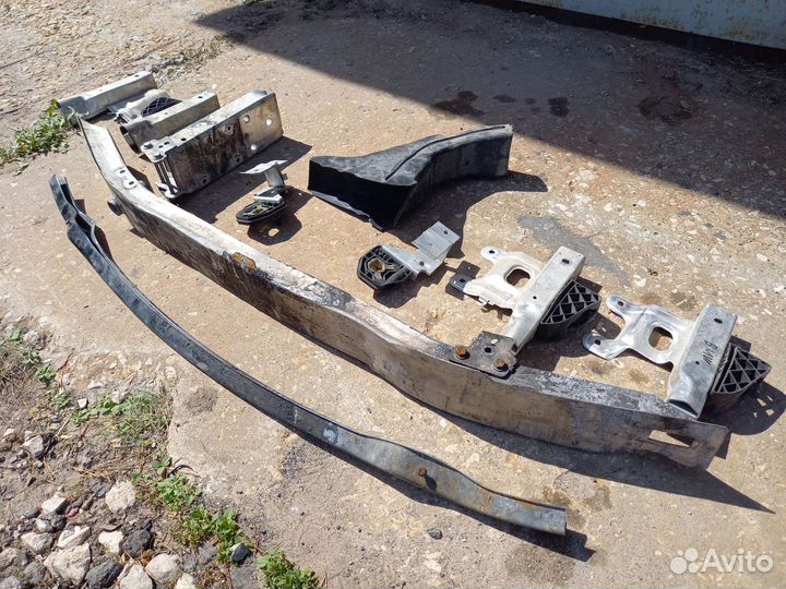 Кронштейн усилитель переднего бампера F30 Bmw 3