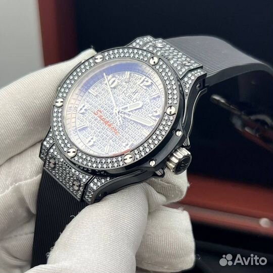 Часы женские Hublot