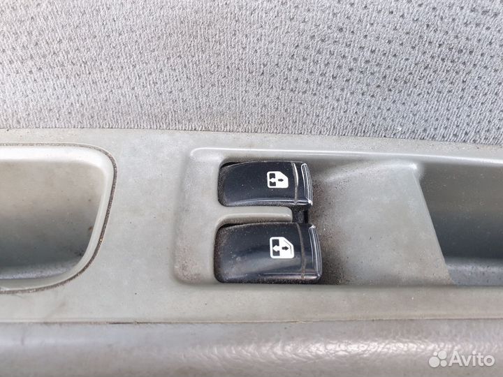 Обшивка двери передней левой Chevrolet Lacetti