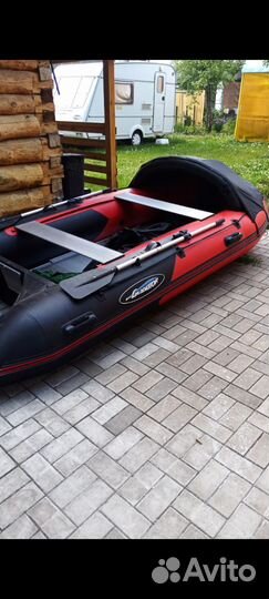 Лодка гладиатор 370