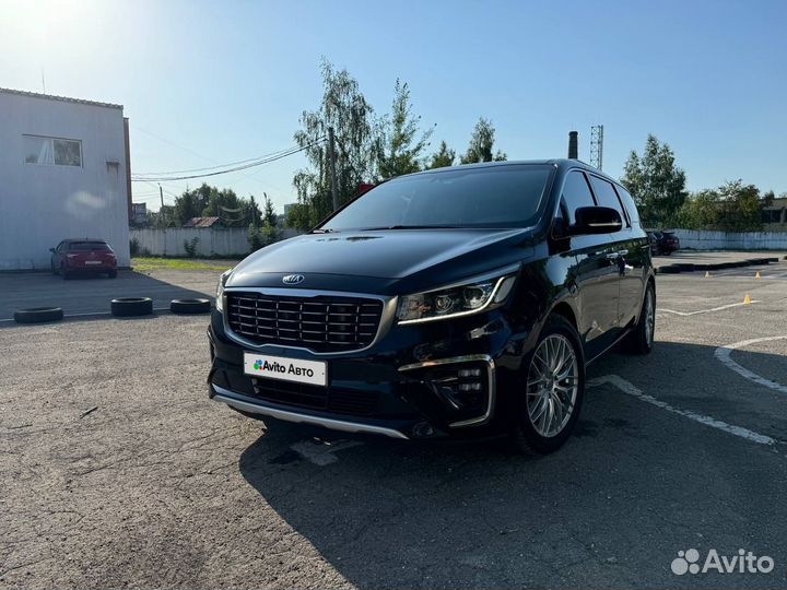 Kia Carnival 2.2 AT, 2018, 96 400 км