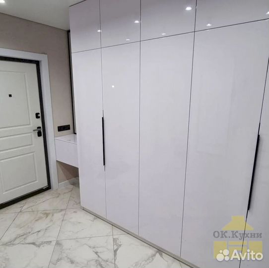 Шкаф стенка