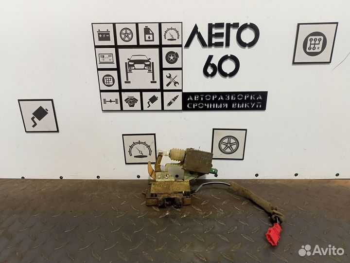 Замок багажника для VW Sharan