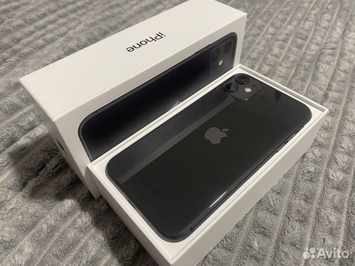 Телефон iPhone 11 64 гб