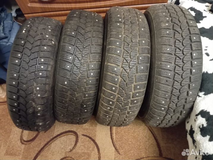 Продаю колеса зимние шипованные литье