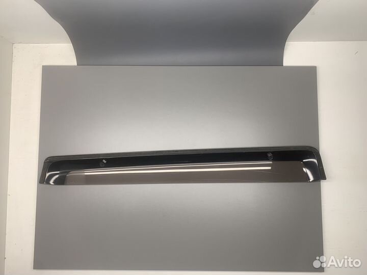 Ветровик задний левый Toyota Wish ZNE10 14 2003-20