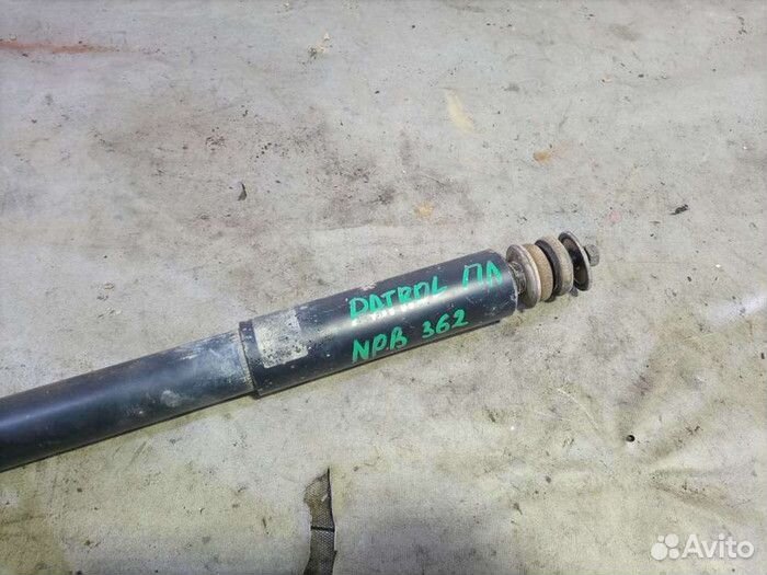 Амортизатор передний Nissan Patrol Y61 (1997—2004) 49788