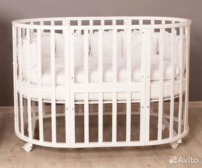 Кроватка овальная новая