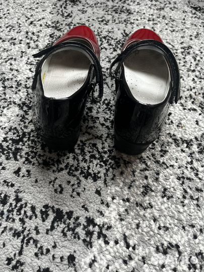 Туфли на девочку