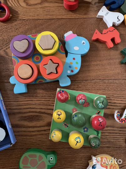 Развивающие игрушки
