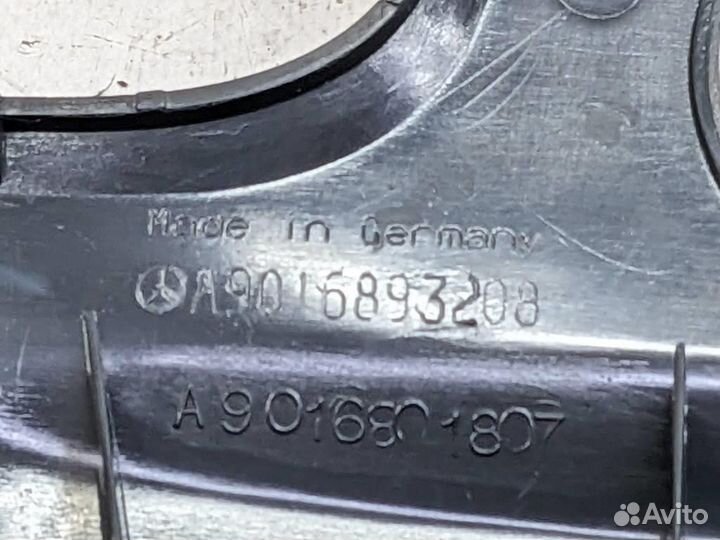 Накладка торпеды w901 Sprinter 611.981