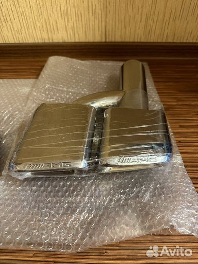 Насадки на глушитель Mercedes AMG