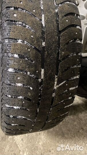 Bridgestone Ice Cruiser 7000 225/60 R16 102T