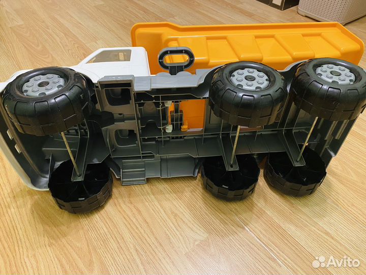 Самосвал Буран Wader